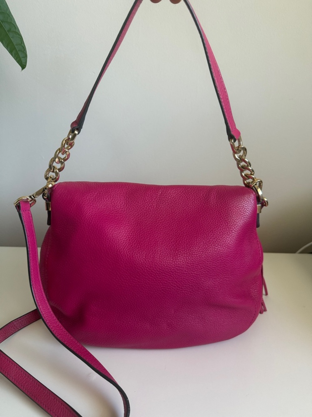 Michael Kors Fuchsia Pebbled Leather Crossbody with Tassel - Picture 3 of 6